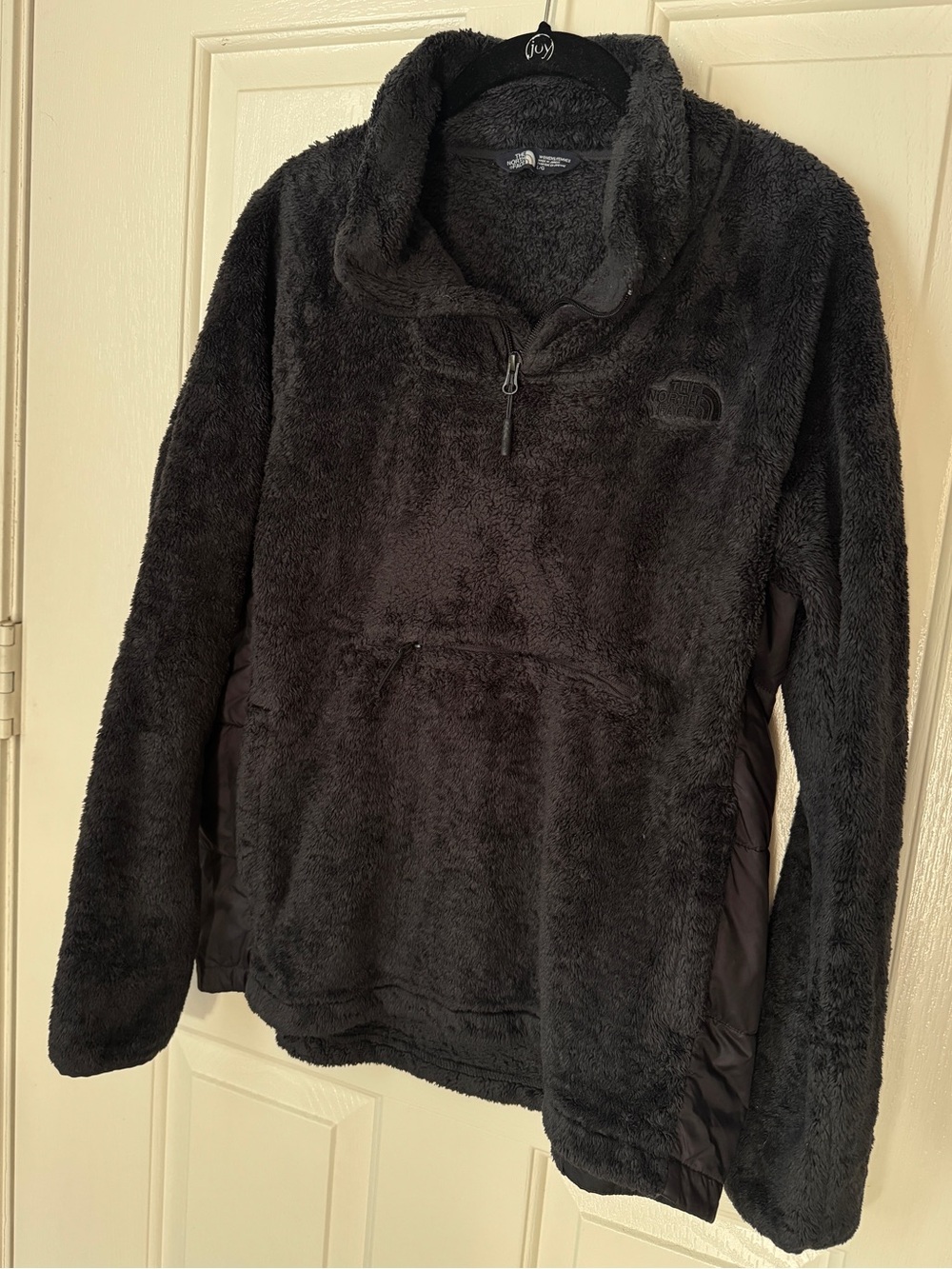 The North Face Women’s Black High Pile Fleece Pullover Large